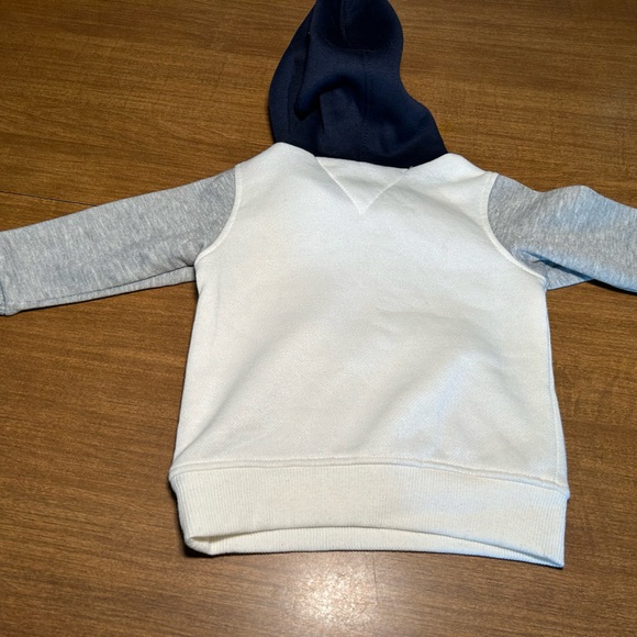 Like New! Tommy Hilfiger sweatshirt. 12mo - Picture 3 of 8